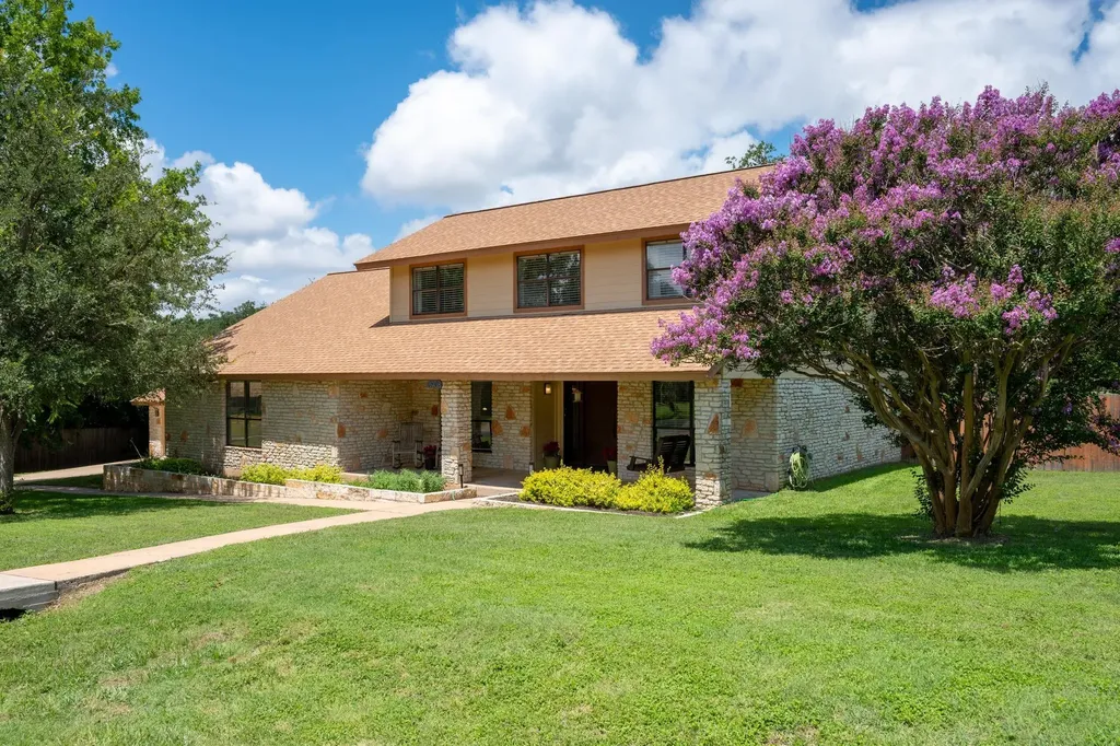 3908 Valley View Round Rock TX 78681