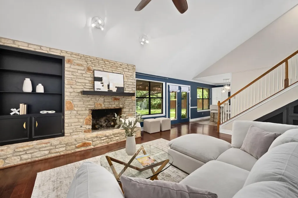 3908 Valley View Round Rock TX 78681