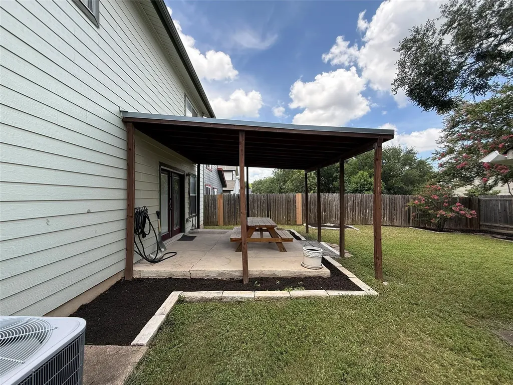 10509 Marshitahs Way Austin TX 78748