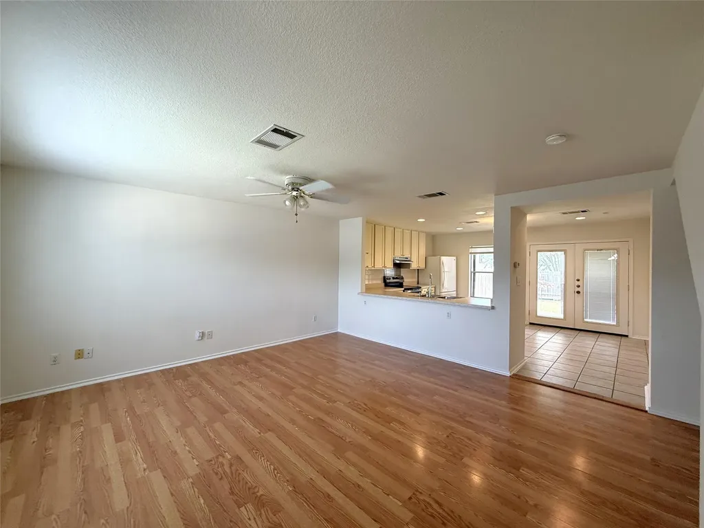 10509 Marshitahs Way Austin TX 78748