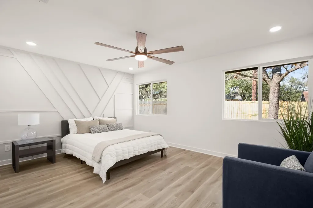 5828 Secrest Drive Austin TX 78759