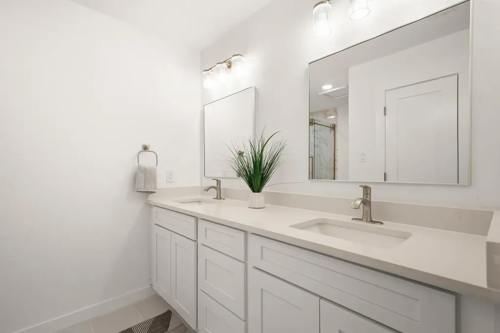 5828 Secrest Drive Austin TX 78759