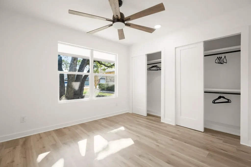 5828 Secrest Drive Austin TX 78759