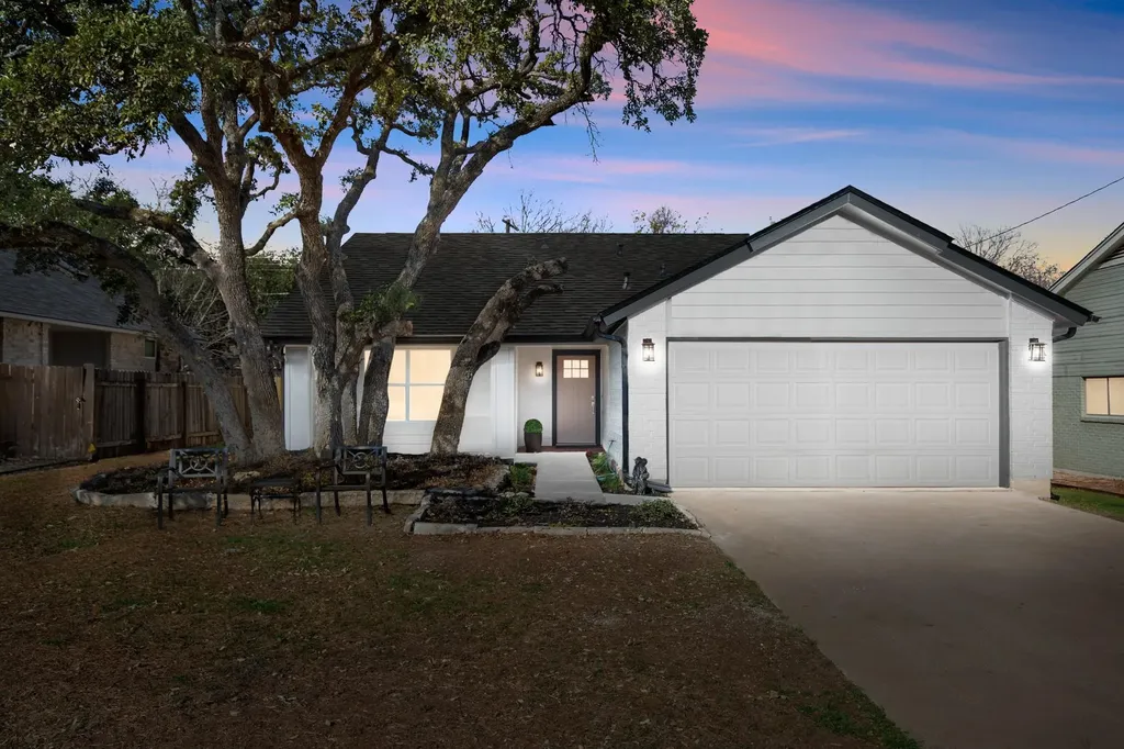 5828 Secrest Drive Austin TX 78759
