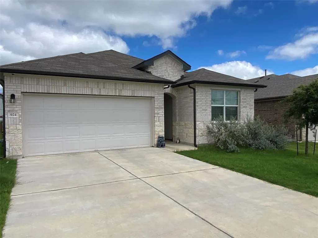 924 Vogel Drive Georgetown TX 78626