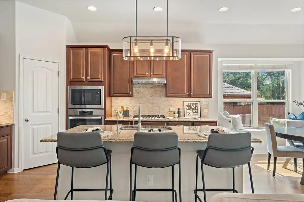 18517 Tanner Bayou Loop Austin TX 78738