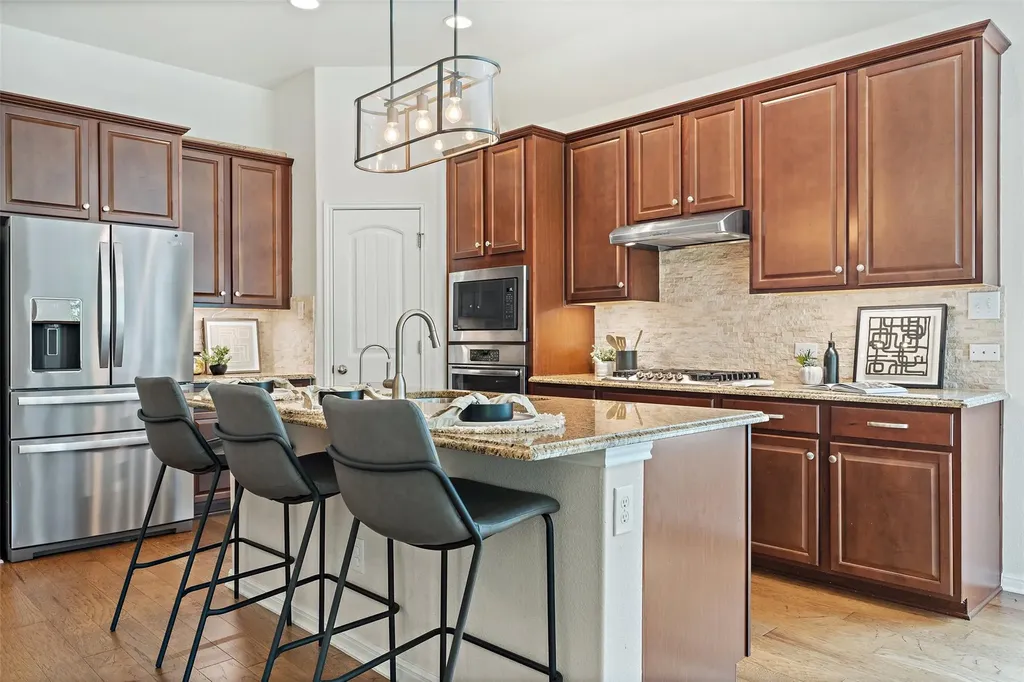 18517 Tanner Bayou Loop Austin TX 78738