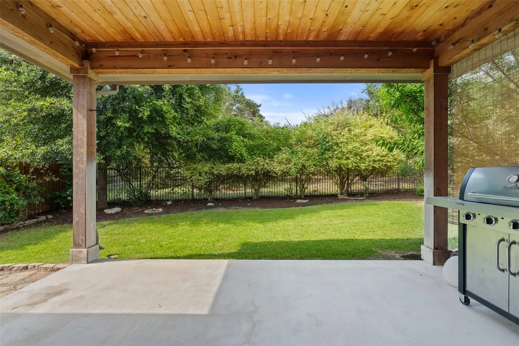 18517 Tanner Bayou Loop Austin TX 78738