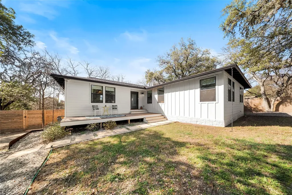 7702 Wynne Lane Austin TX 78745