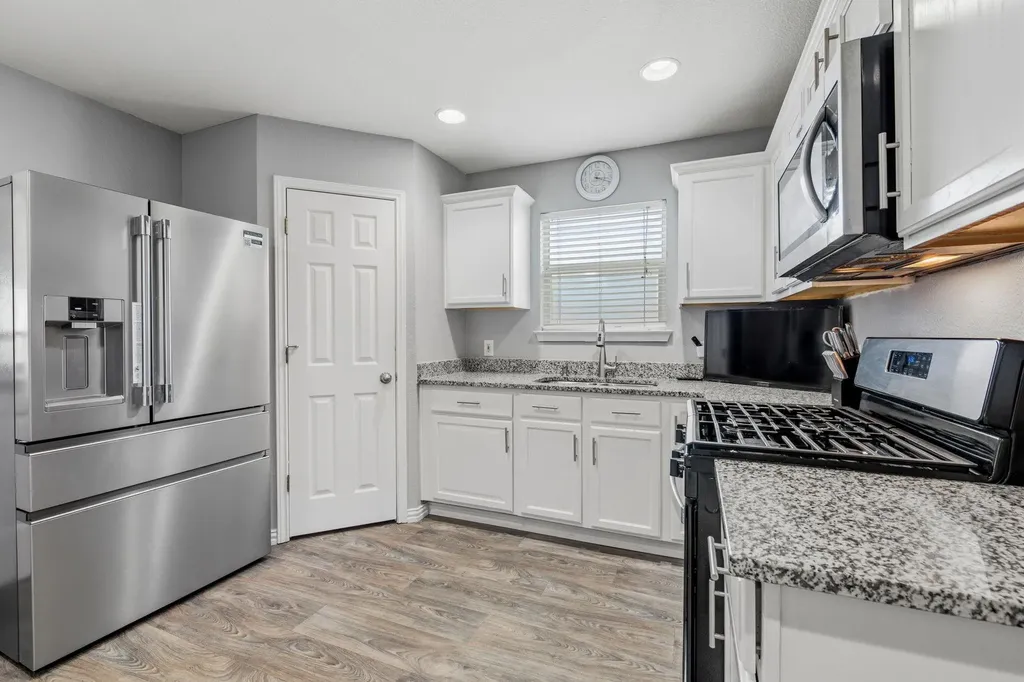 6756 Broad Brook Drive Austin TX 78747