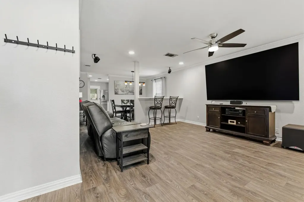6756 Broad Brook Drive Austin TX 78747