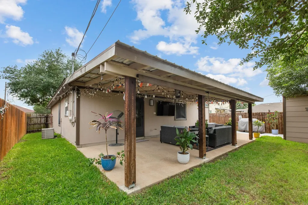 6756 Broad Brook Drive Austin TX 78747
