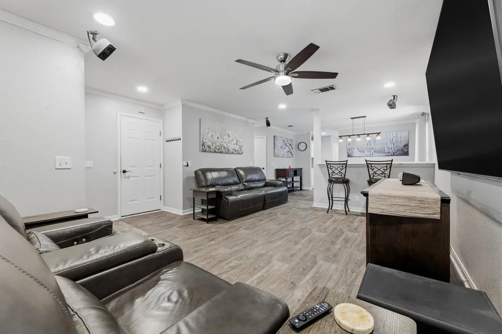 6756 Broad Brook Drive Austin TX 78747