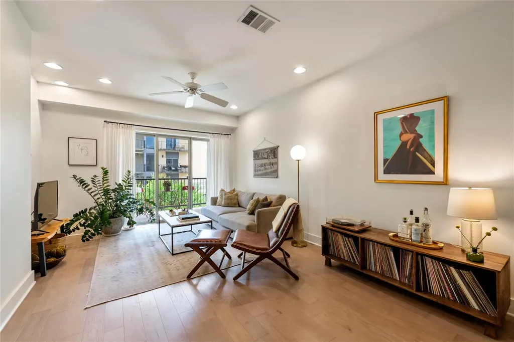 908 Nueces Street Austin TX 78701