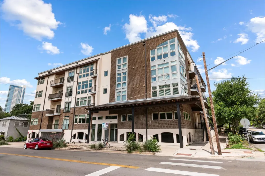 908 Nueces Street Austin TX 78701