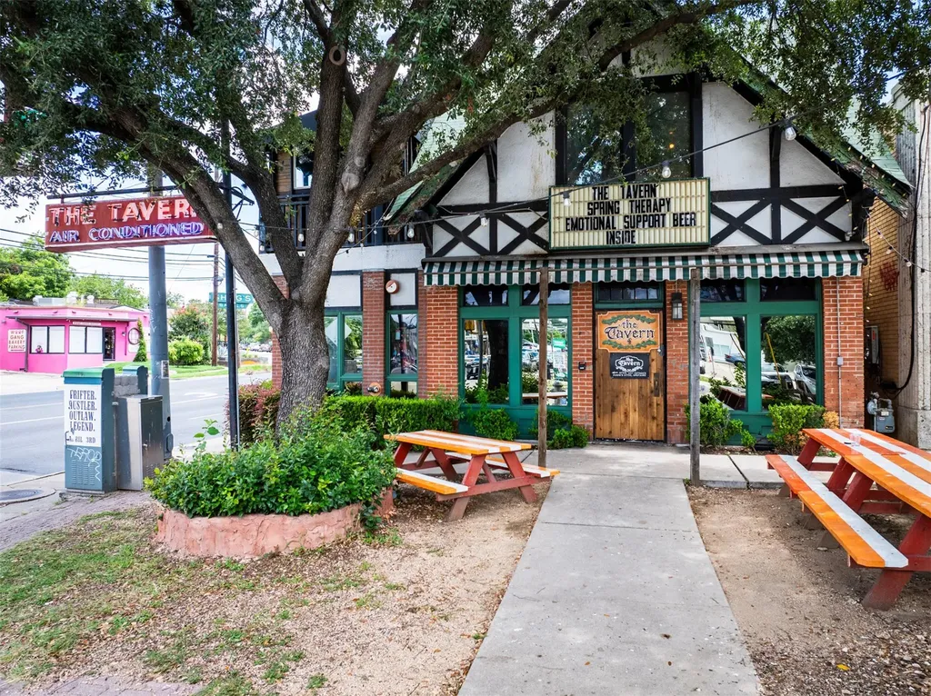 908 Nueces Street Austin TX 78701