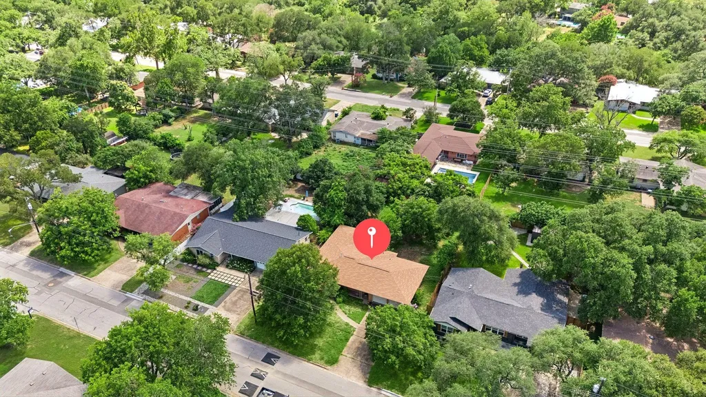 4708 Frontier Trail Austin TX 78745