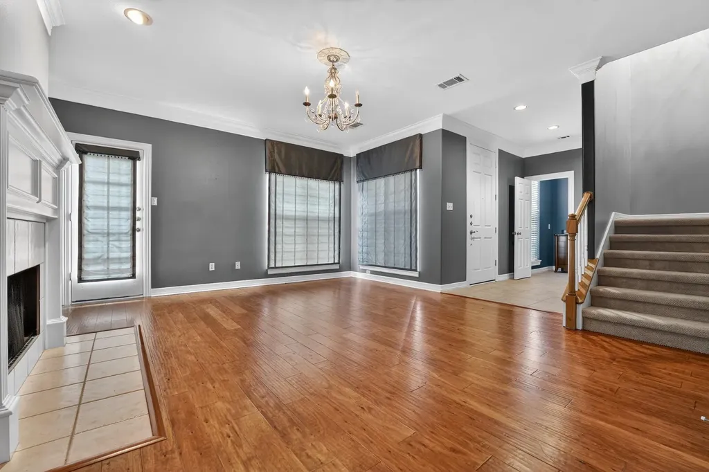 4010 Long Champ Drive Austin TX 78746