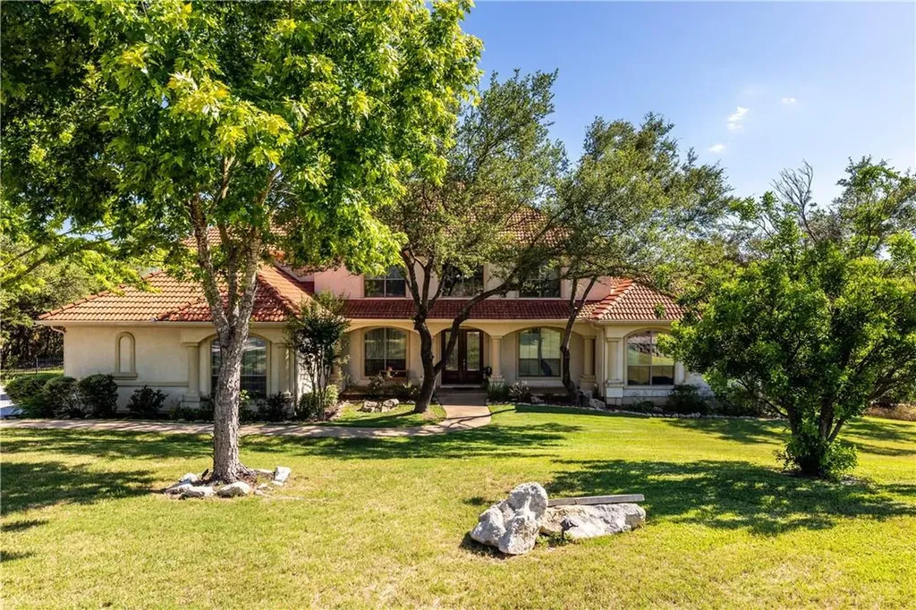 4325 Lago Viento Austin TX 78734