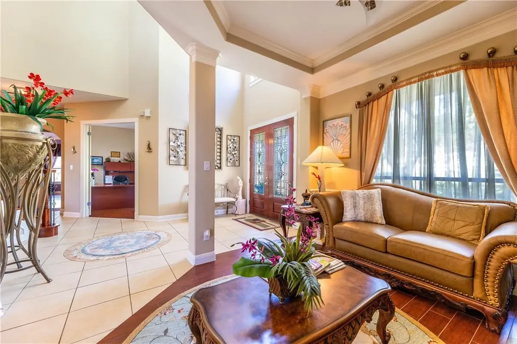4325 Lago Viento Austin TX 78734