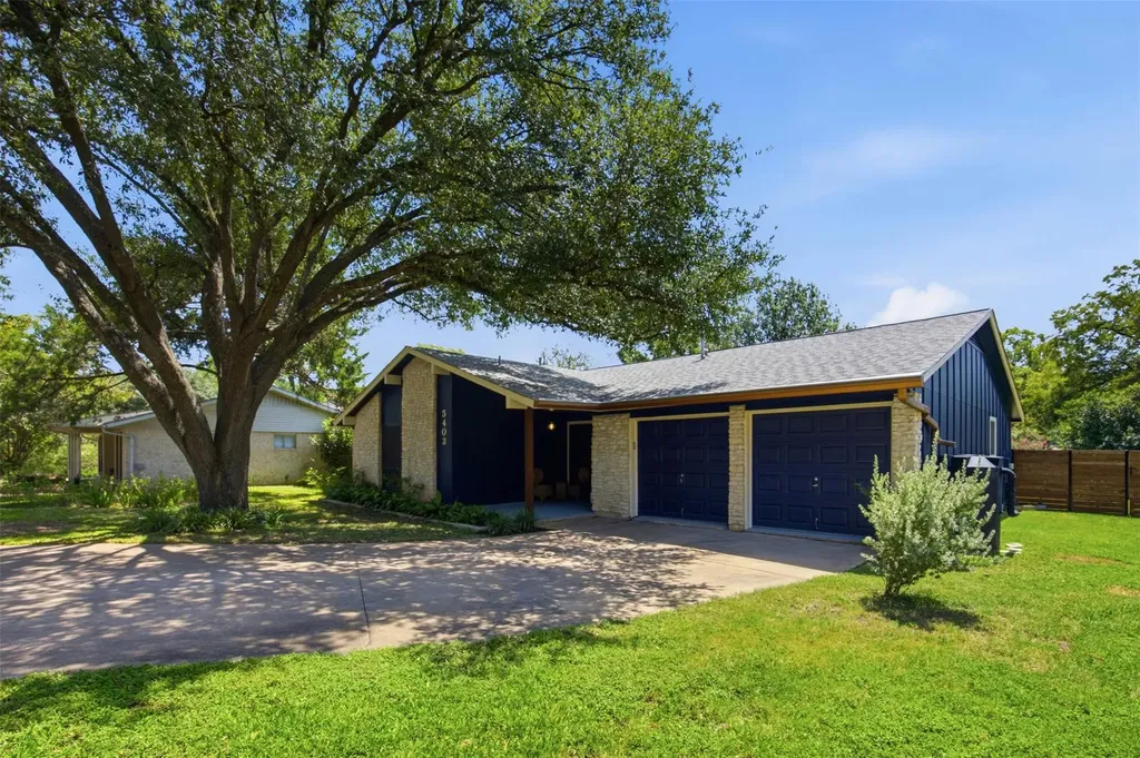 5403 Village Way Court Austin TX 78745