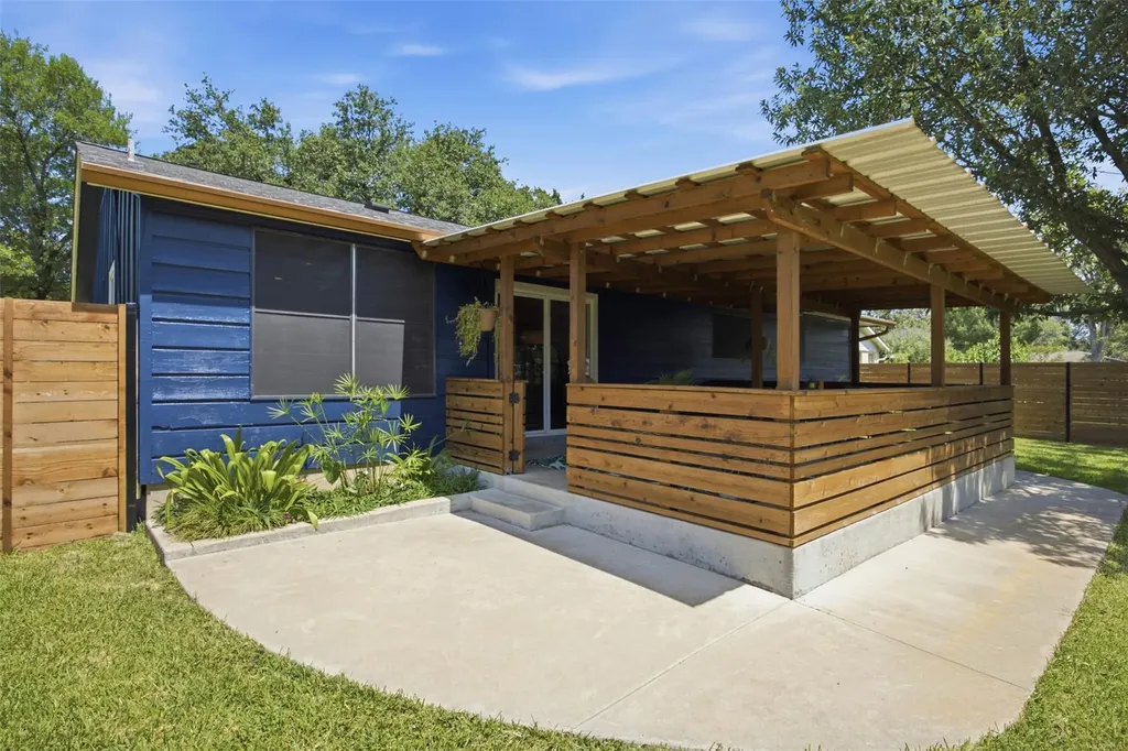 5403 Village Way Court Austin TX 78745