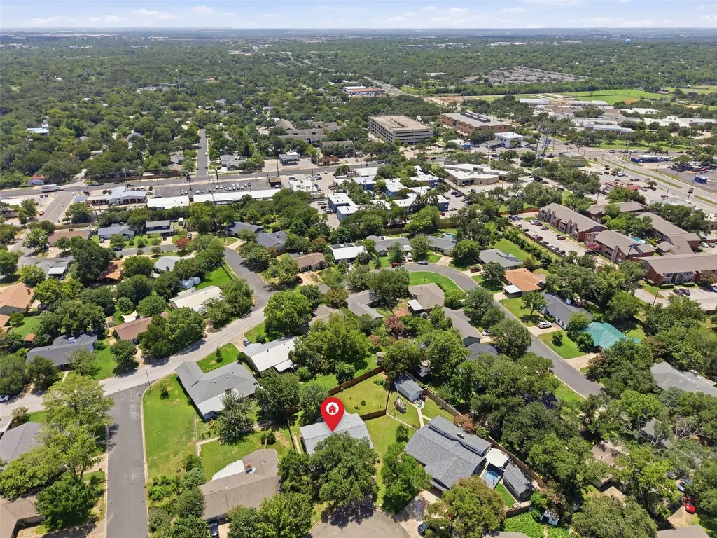 5403 Village Way Court Austin TX 78745