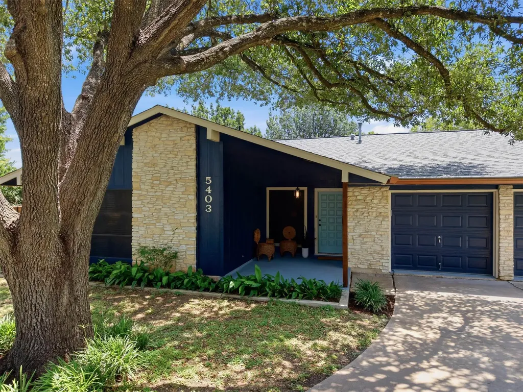 5403 Village Way Court Austin TX 78745
