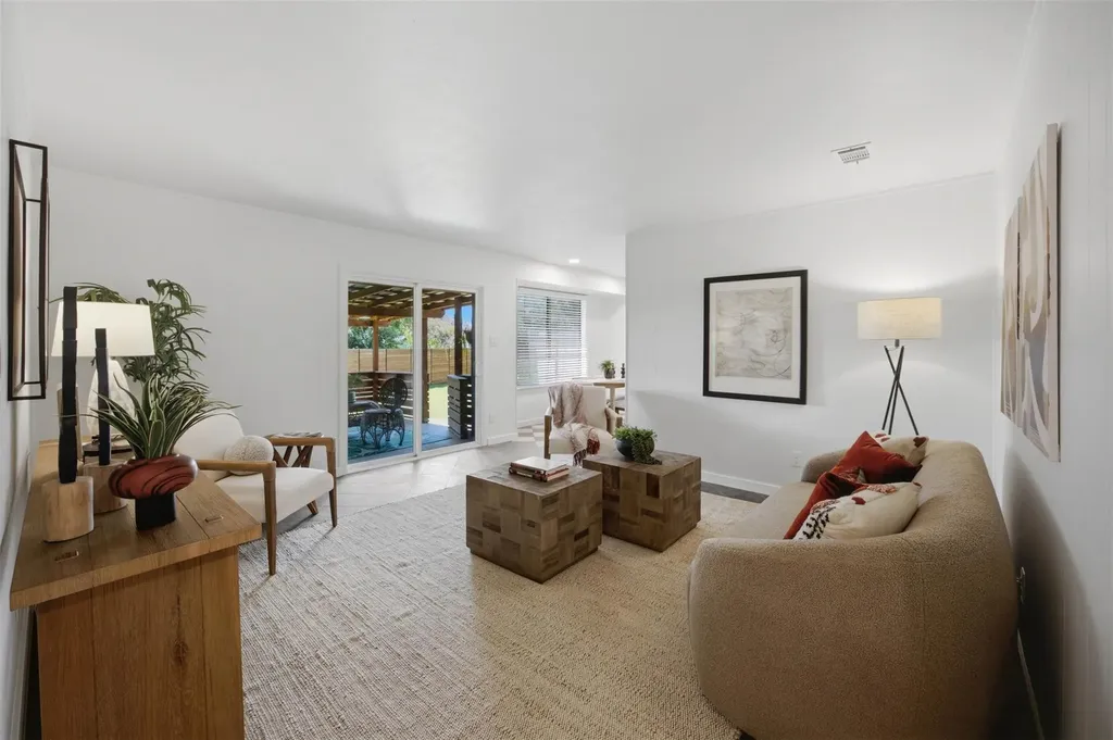 5403 Village Way Court Austin TX 78745