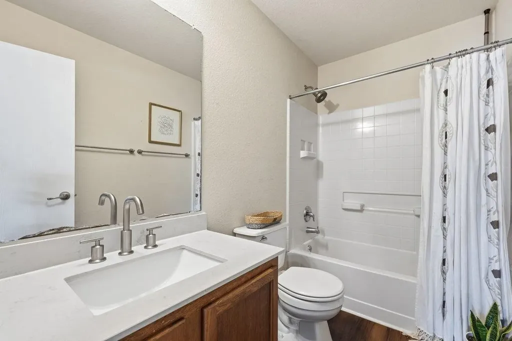 5721 Abby Ann Lane Austin TX 78747