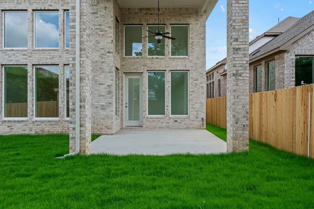 1809 Sauterne Drive Leander TX 78641