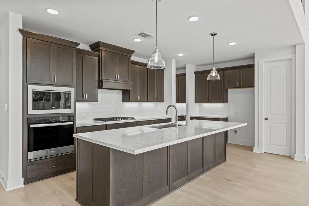 1809 Sauterne Drive Leander TX 78641
