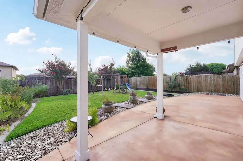 18100 Ryegate Drive Manor TX 78653