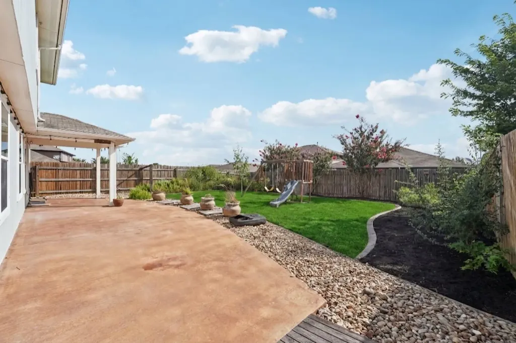 18100 Ryegate Drive Manor TX 78653