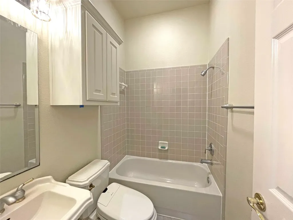 10623 Winchelsea Drive Austin TX 78750