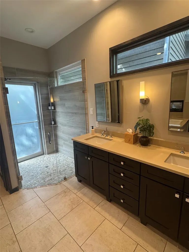 2113 Barbaro Way Spicewood TX 78669