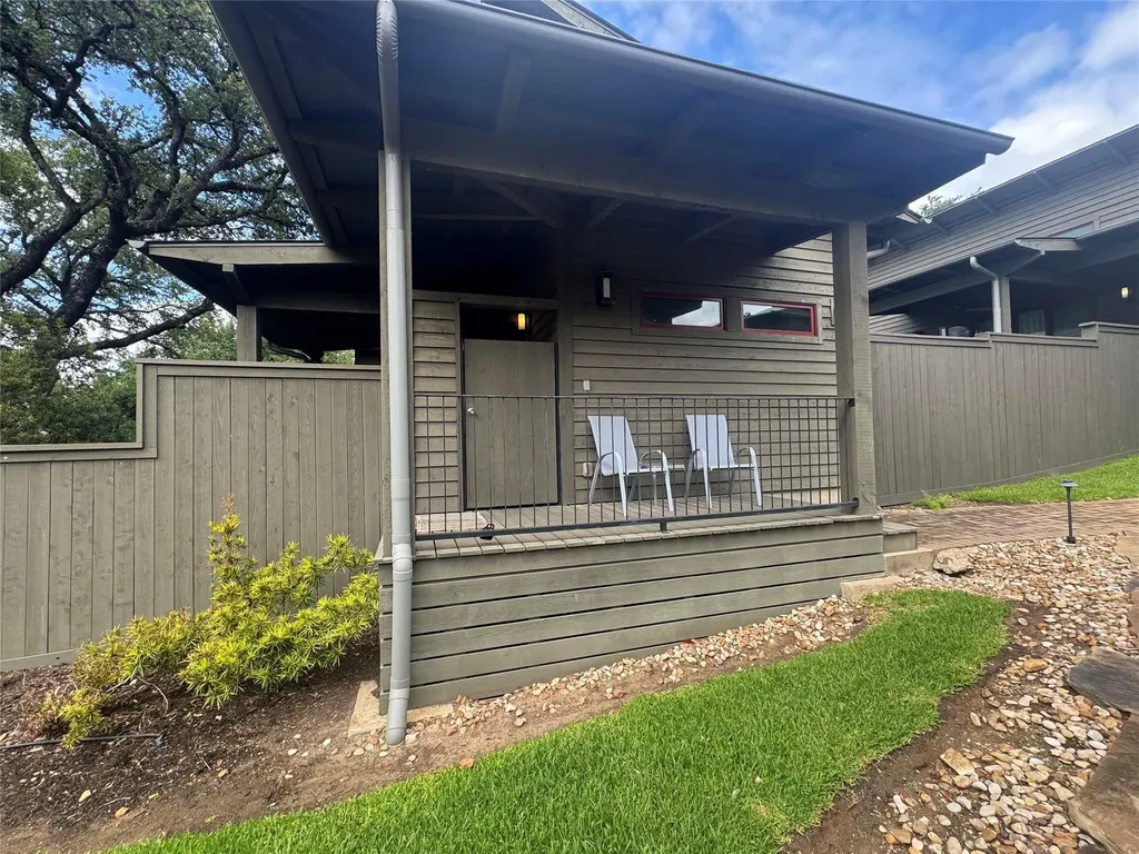 2113 Barbaro Way Spicewood TX 78669