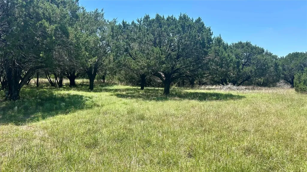 3 County Road 340 Mcgregor TX 76657