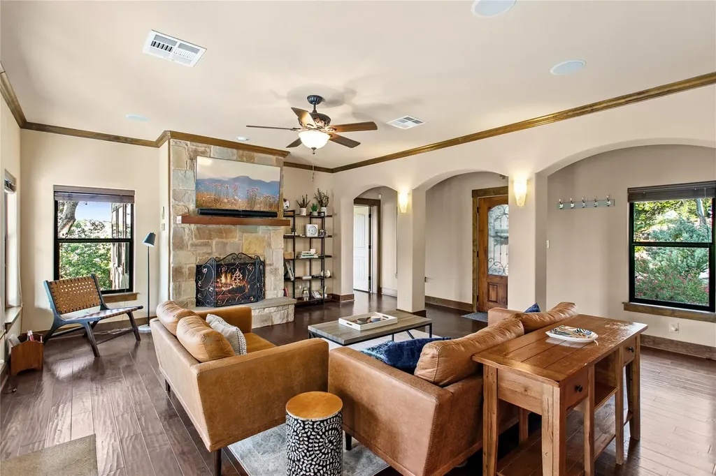 21010 N Ridge Street Lago Vista TX 78645