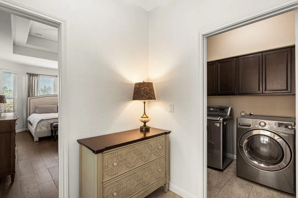 11412 Reading Way Austin TX 78717