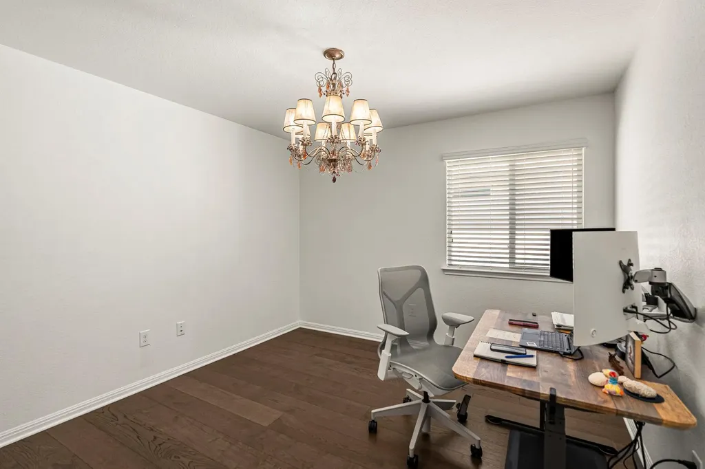 11412 Reading Way Austin TX 78717