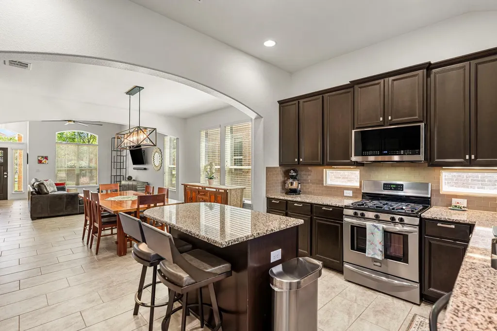11412 Reading Way Austin TX 78717