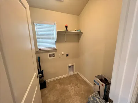 12421 Ostrich Trail Manor TX 78653