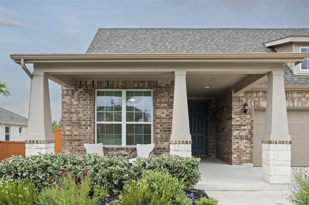 293 Barnhill Loop Dripping Springs TX 78620