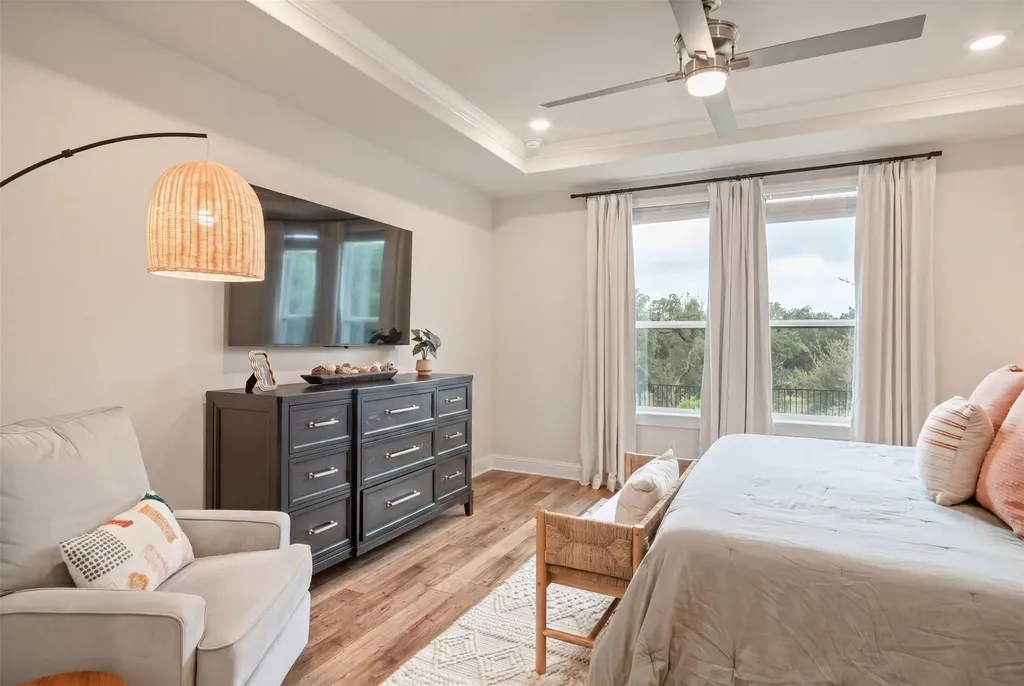 293 Barnhill Loop Dripping Springs TX 78620