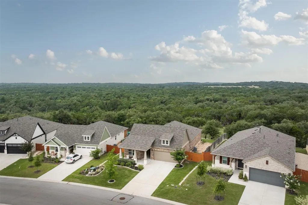 293 Barnhill Loop Dripping Springs TX 78620