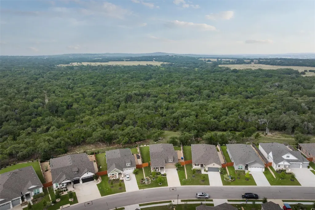 293 Barnhill Loop Dripping Springs TX 78620