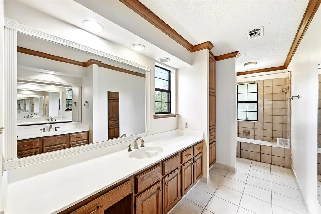 12113 Black Angus Drive Austin TX 78727