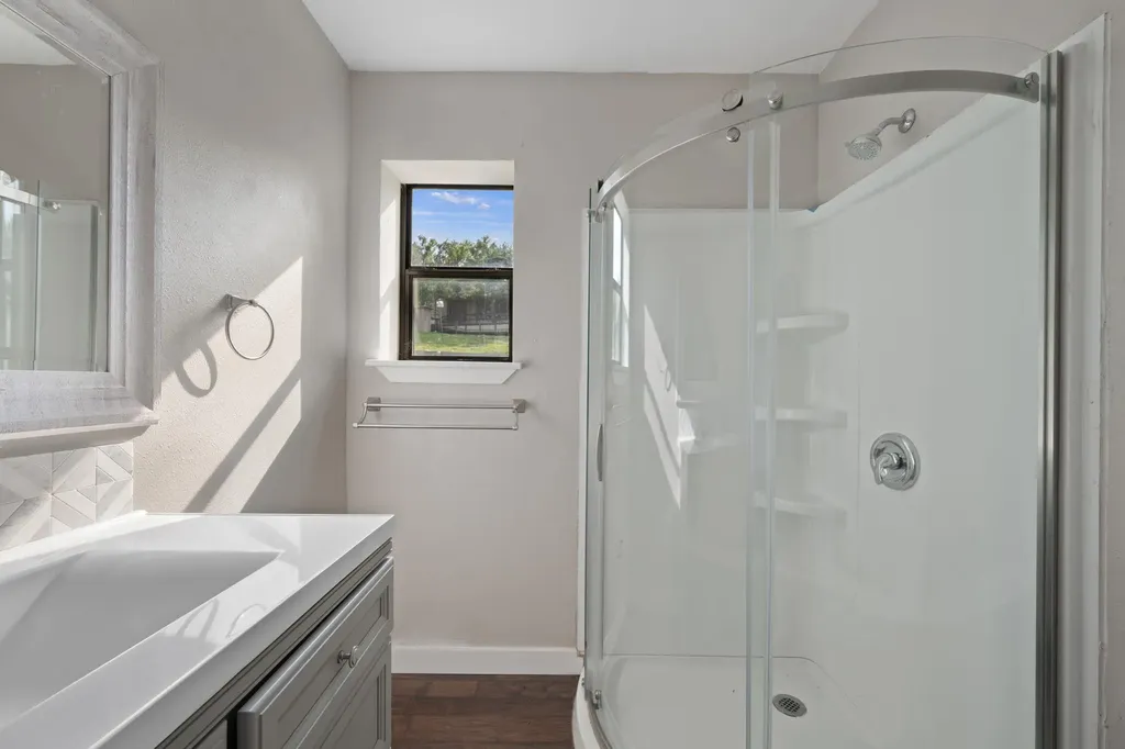 330 County Road 166 Georgetown TX 78626