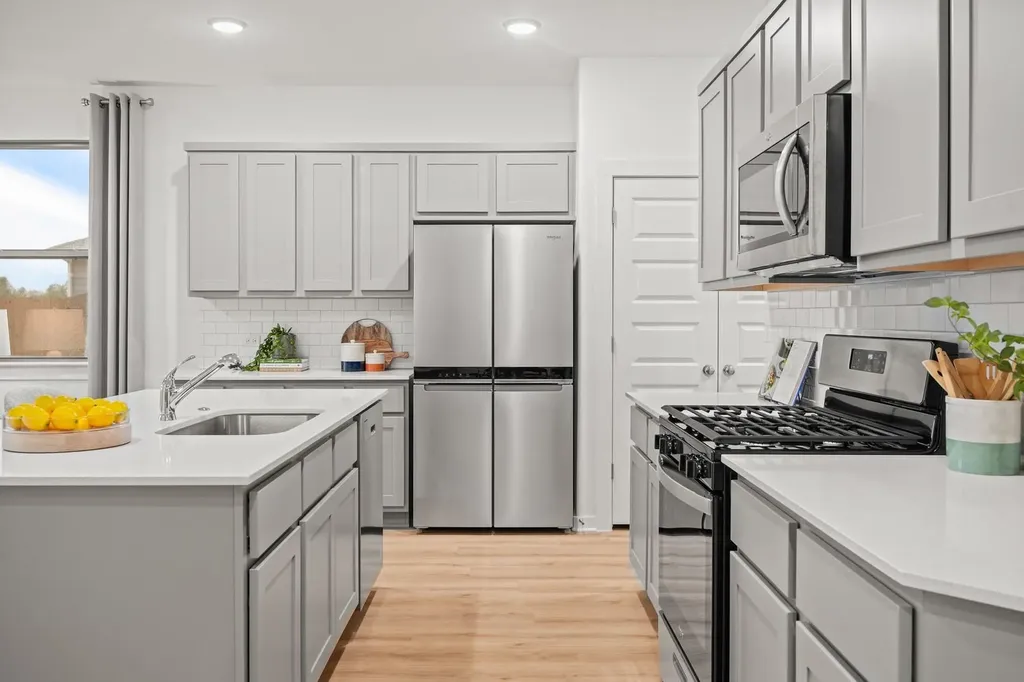220 Hornet Street Elgin TX 78621